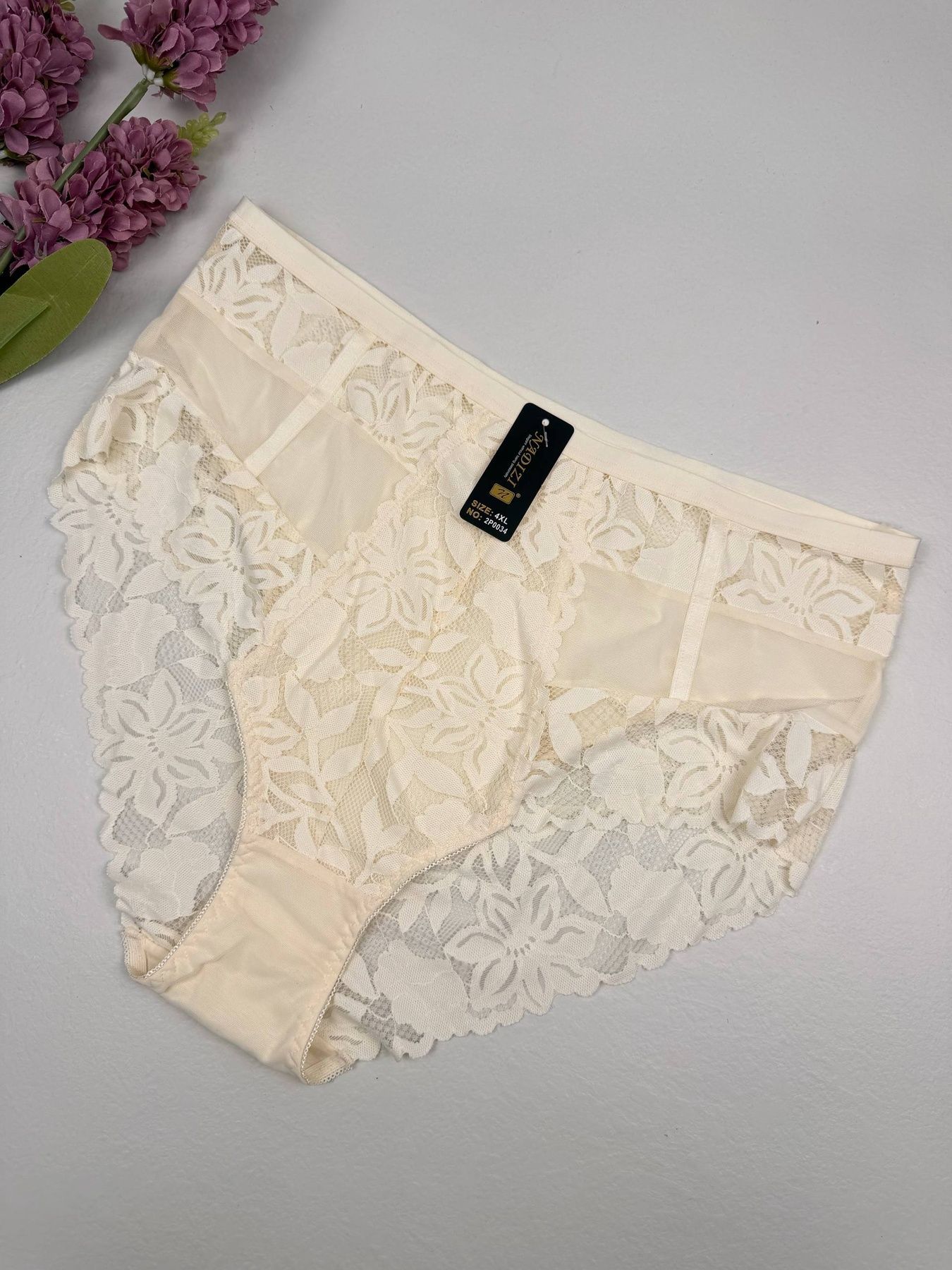 Слипы с высокой посадкой и цветочным кружевом 2P0034, 3XL (ОБ 115-125), Бежевый Nadizi фото