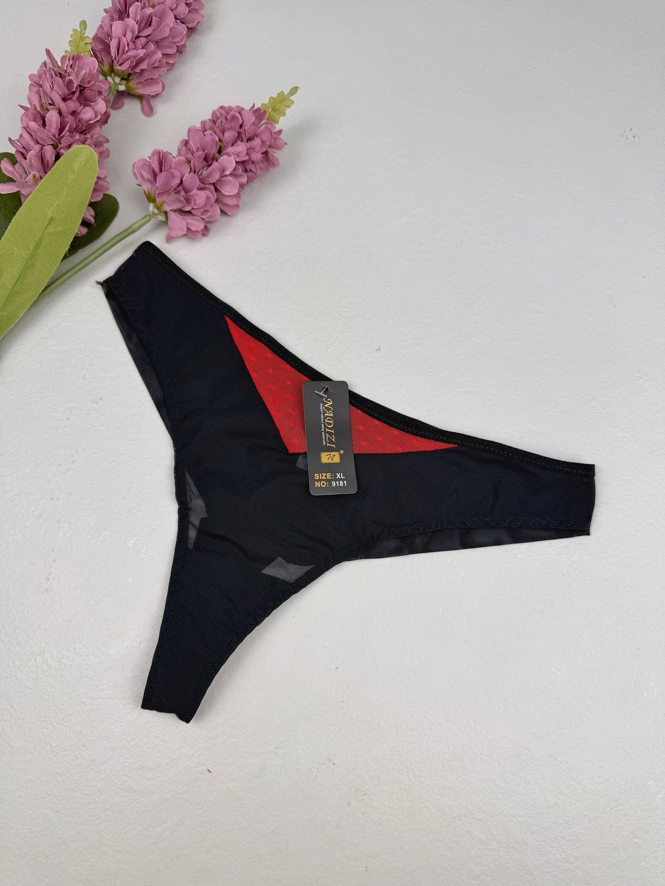 Стринги в сеточку 9181, XL (ОБ 95-105), Черно-красный Nadizi фото